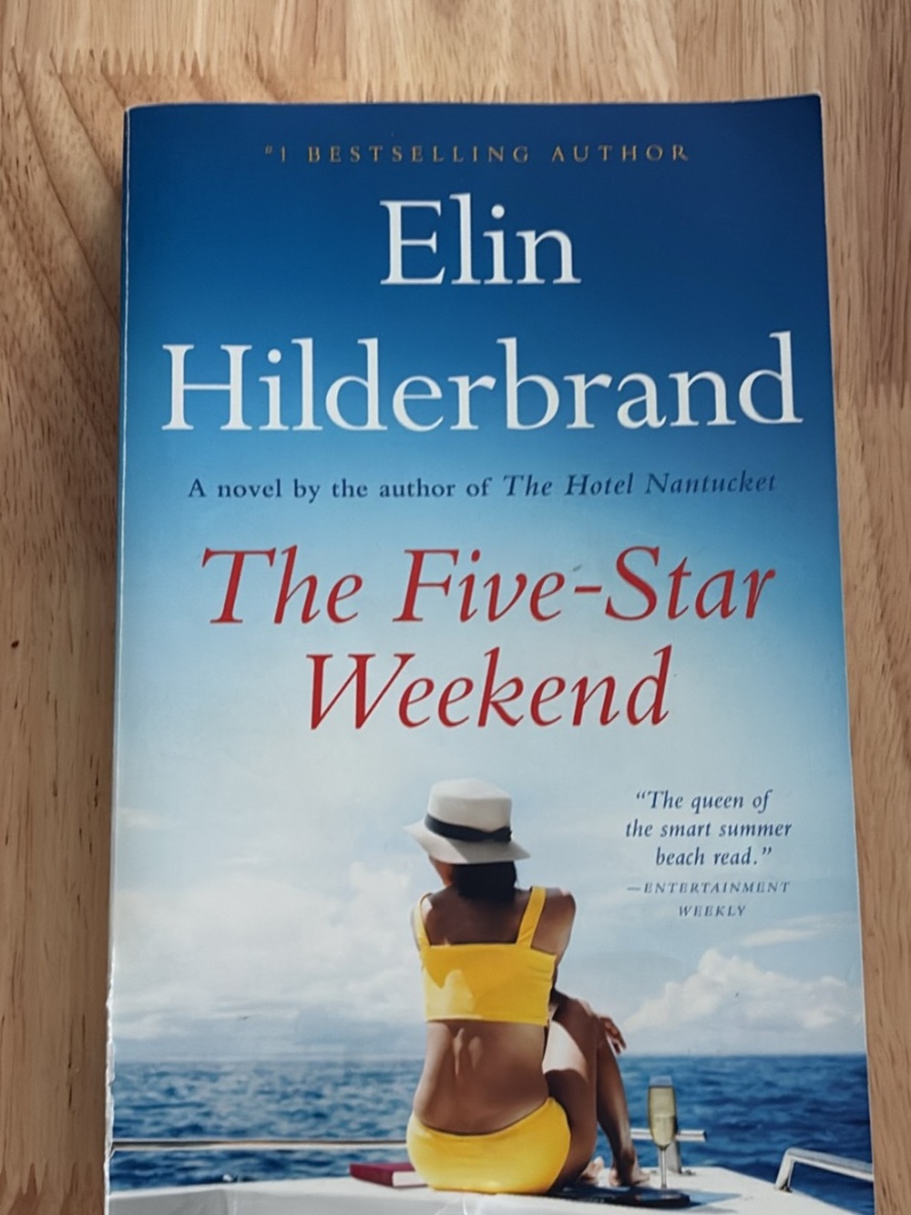 The Five-Star Weekend — Elin Hilderbrand Paperback